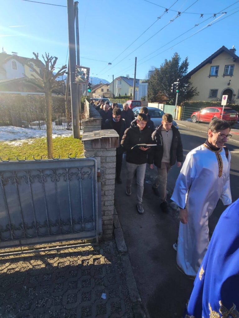 617379199_1324023616431245_2801760965443176898_n