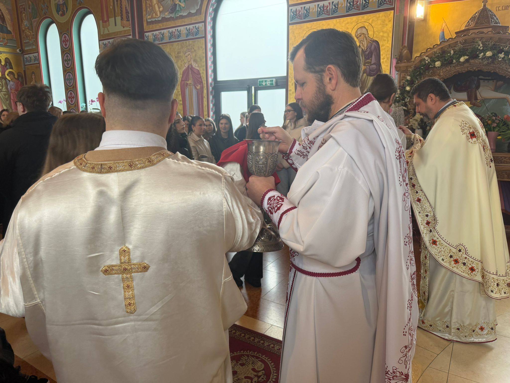 ponedeljak u hramu (1)