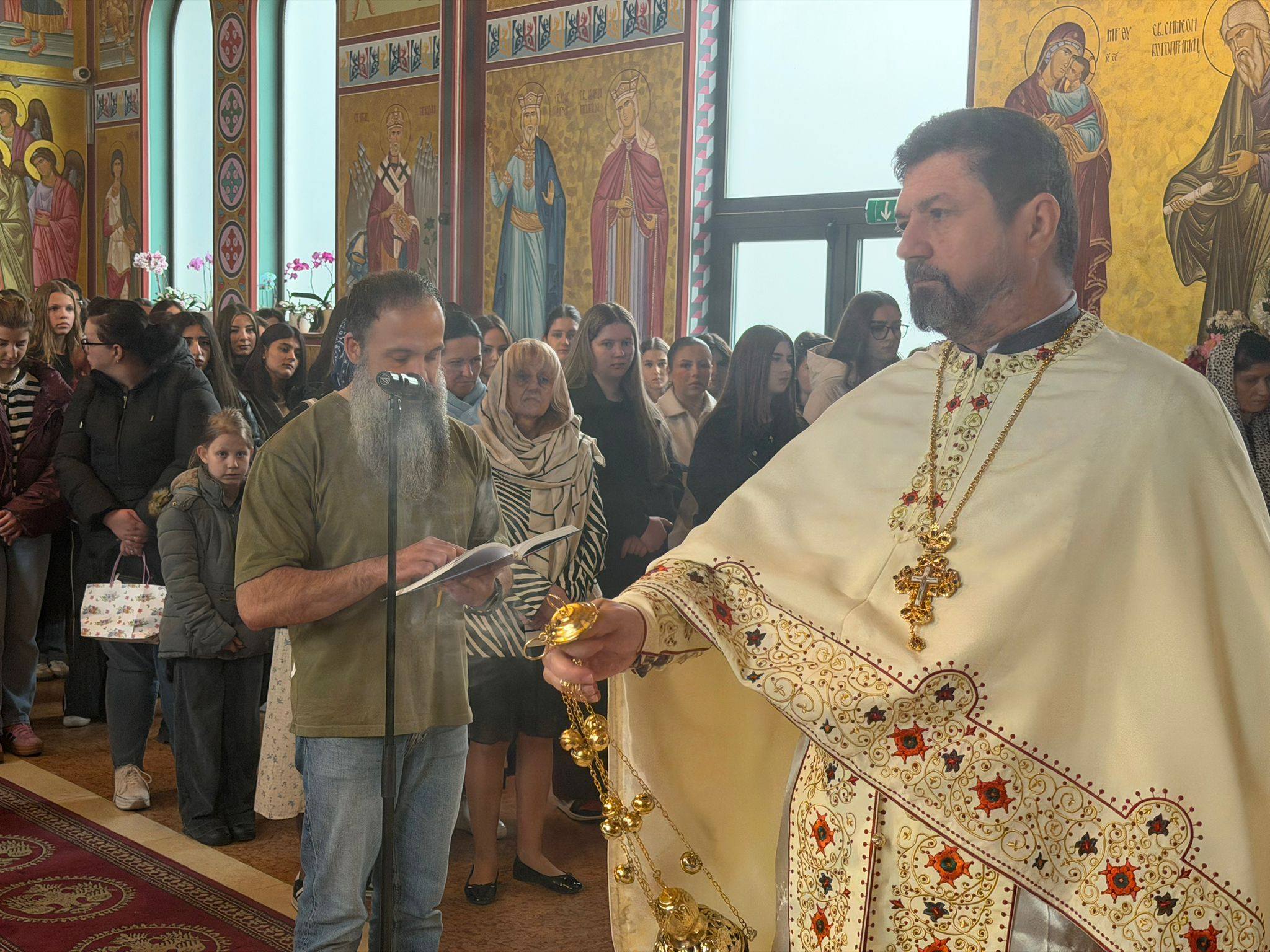 ponedeljak u hramu (14)