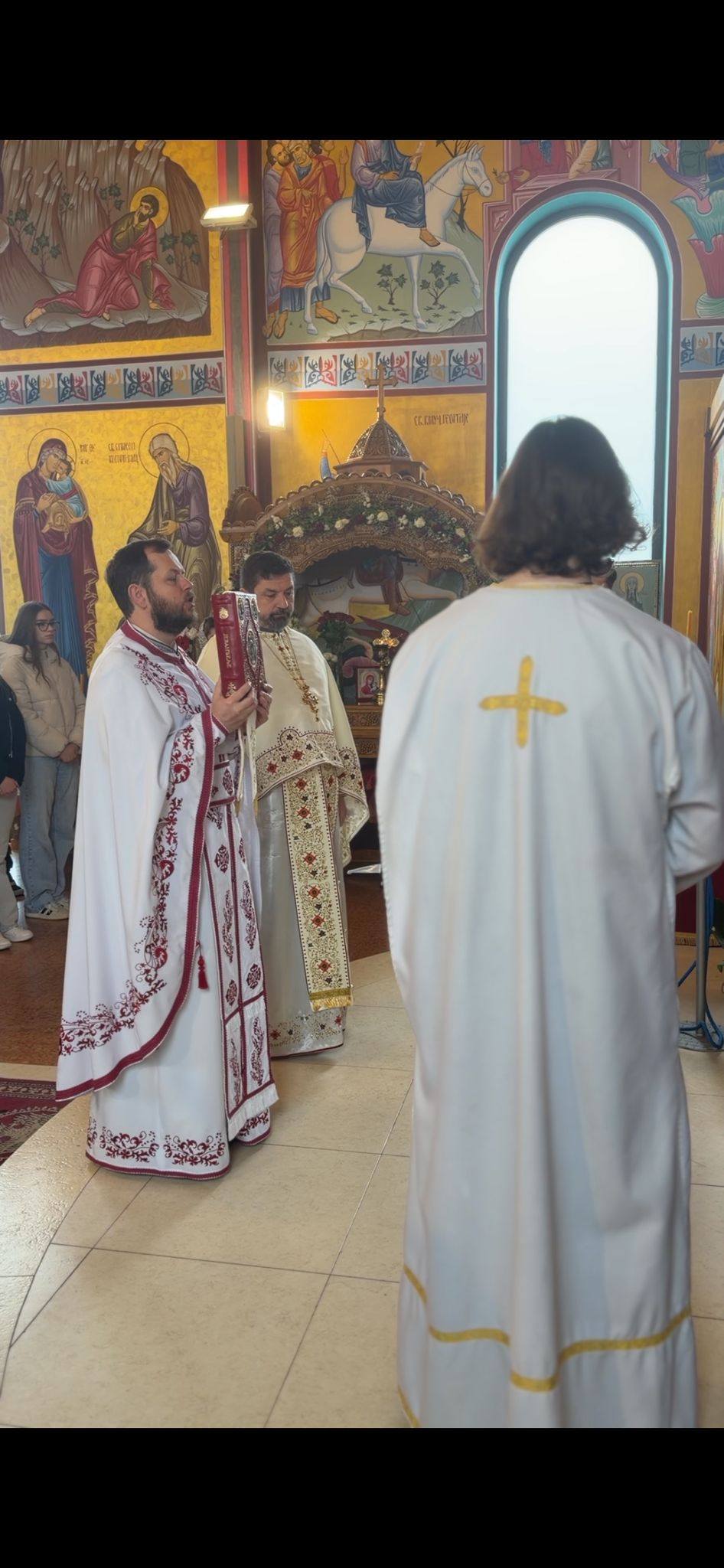 ponedeljak u hramu (7)